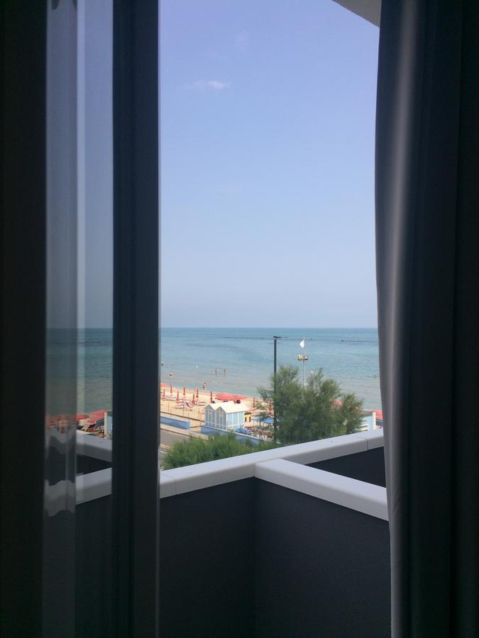Joseph Hotel 3*